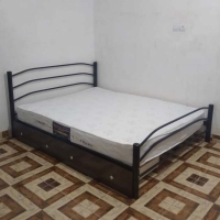 تخت خواب دو نفره مدل میله ای